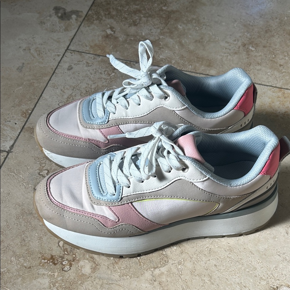 Stylish Zara Women's Sneakers in Pink and Blue